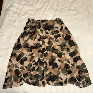 Hugo Boss skirt - silk - camouflage - size 14